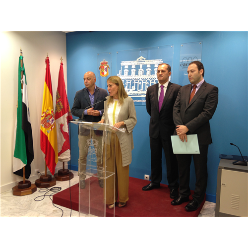 Cleaning, maintenance and security contract signed with Cáceres schools