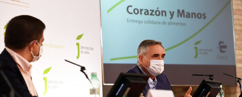 La Diputación de Jaén recibe 20 toneladas de alimentos donados por Corazón y Manos
