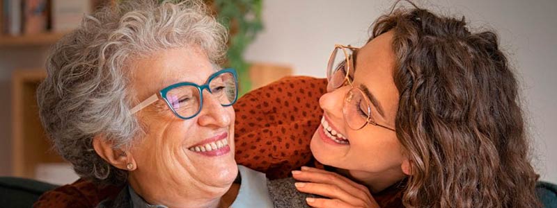 LAS RISAS Y LAS ACTIVIDADES EN LAS RESIDENCIAS DE CLECE POR EL DÍA DE LOS ABUELOS