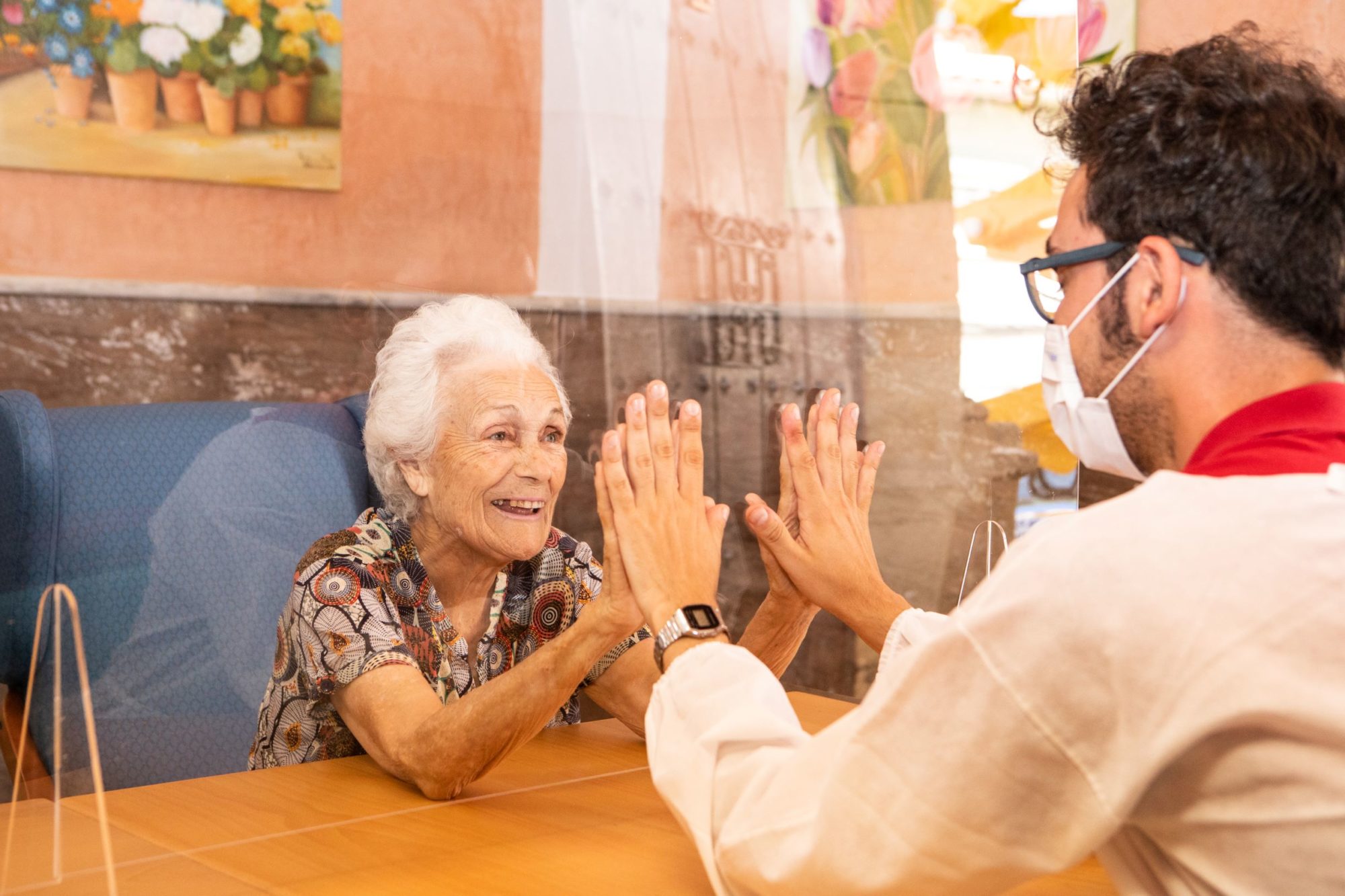 Historias de vínculos entre abuelos, hijos y nietos que sirven como ejemplo de vida