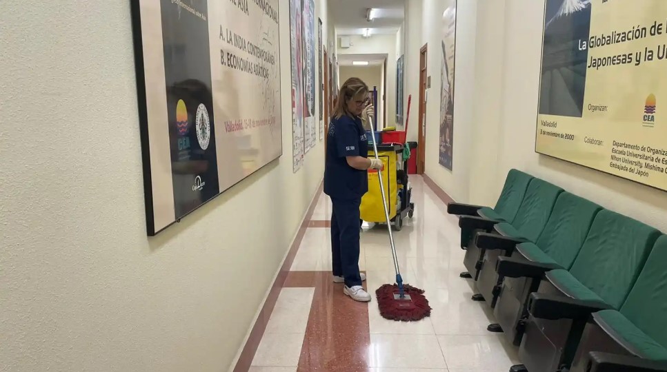 Limpieza profesional: un servicio esencial para la sociedad